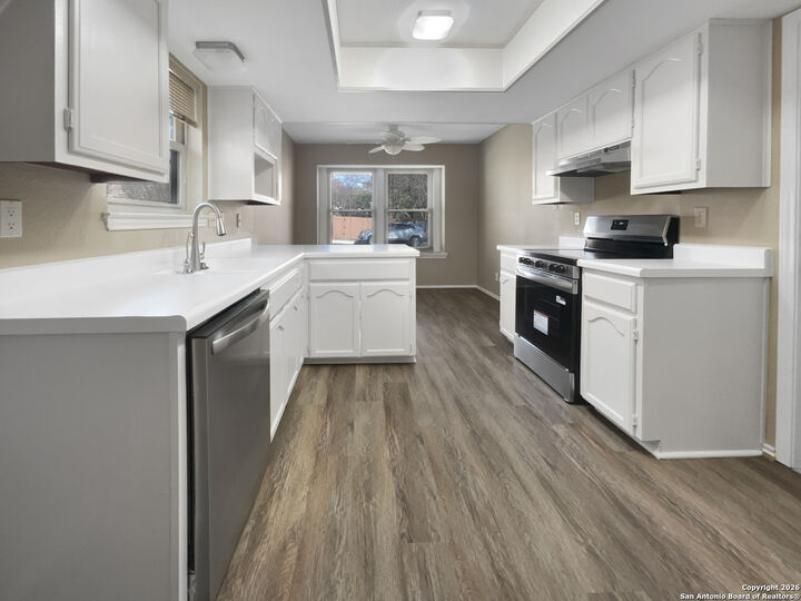 Property Photo:  16563 Canyon Cross  TX 78232 