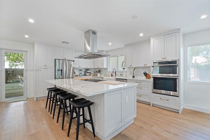 Property Photo:  8121 SW 97th Ter  FL 33156 