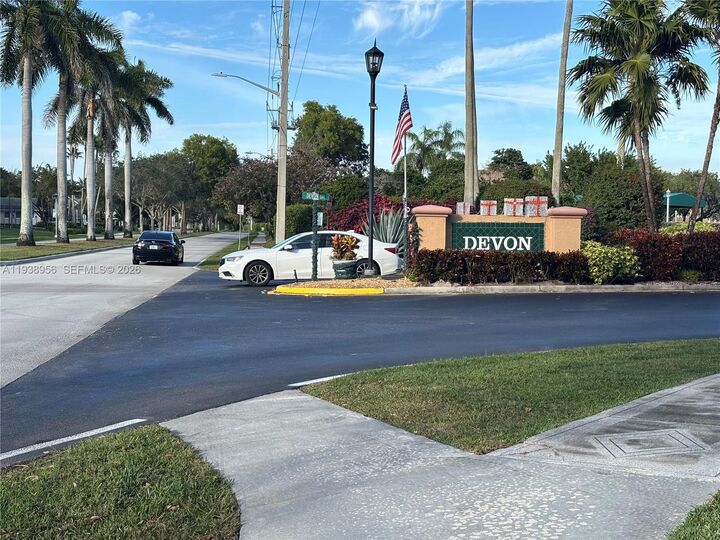 Property Photo:  7120 S Devon Dr 110  FL 33321 