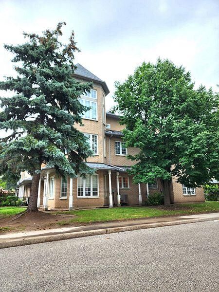 Property Photo:  14 St. Moritz Way 3A  ON L3R 4G1 