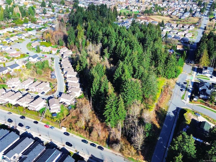 Property Photo:  1015 Park Ave  BC V9R 4J5 