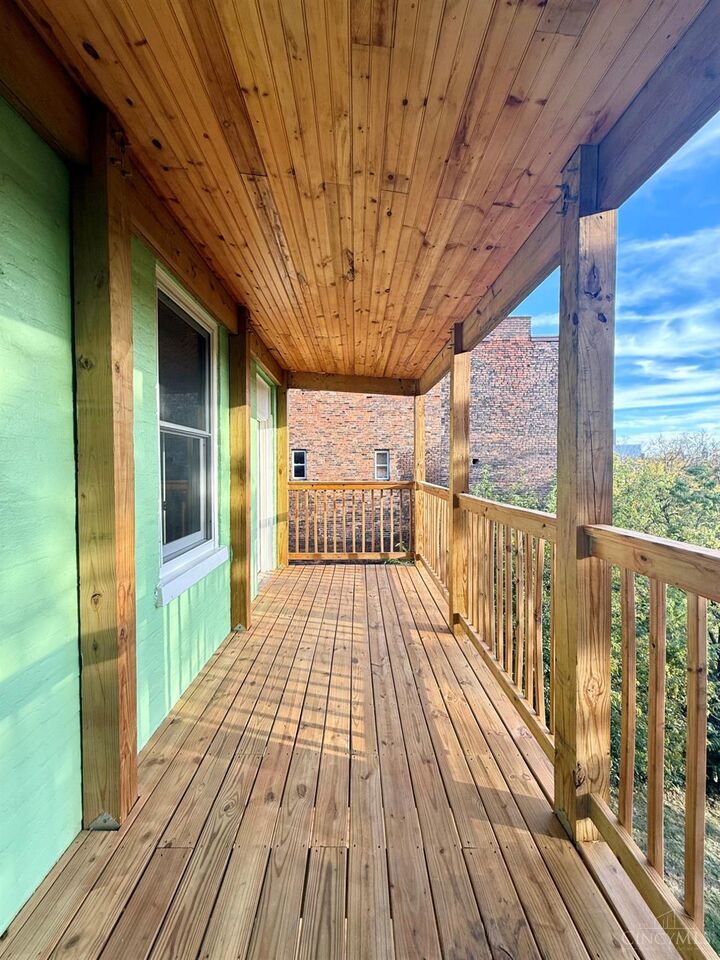 Property Photo:  39 E Clifton Avenue  OH 45202 