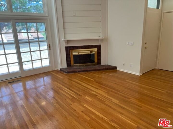 Property Photo:  1656 Palisades Dr  CA 90272 