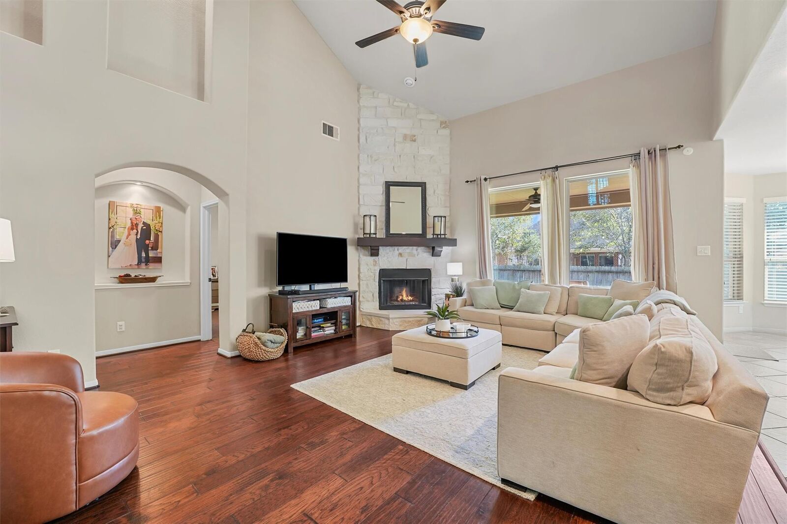 Property Photo: 111 Meadow Valley Drive TX 77384
