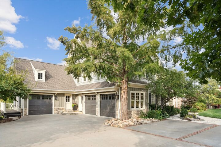 Property Photo:  1721 W 4th Street  IA 50219 