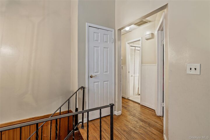 Property Photo:  10 Valley Drive  NY 10954 