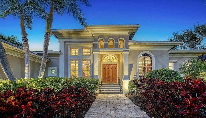 Property Photo:  3311 Sabal Cove Drive  FL 34228 