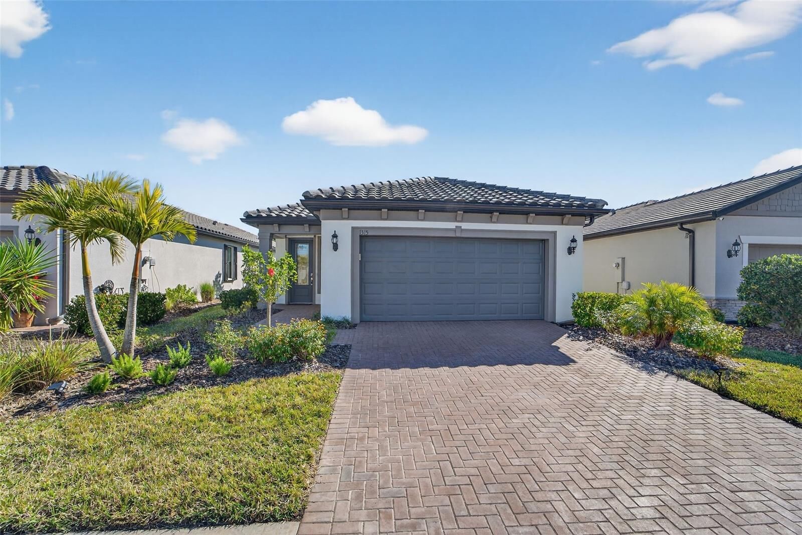 Property Photo: 1315 Raspberry Drive FL 34289