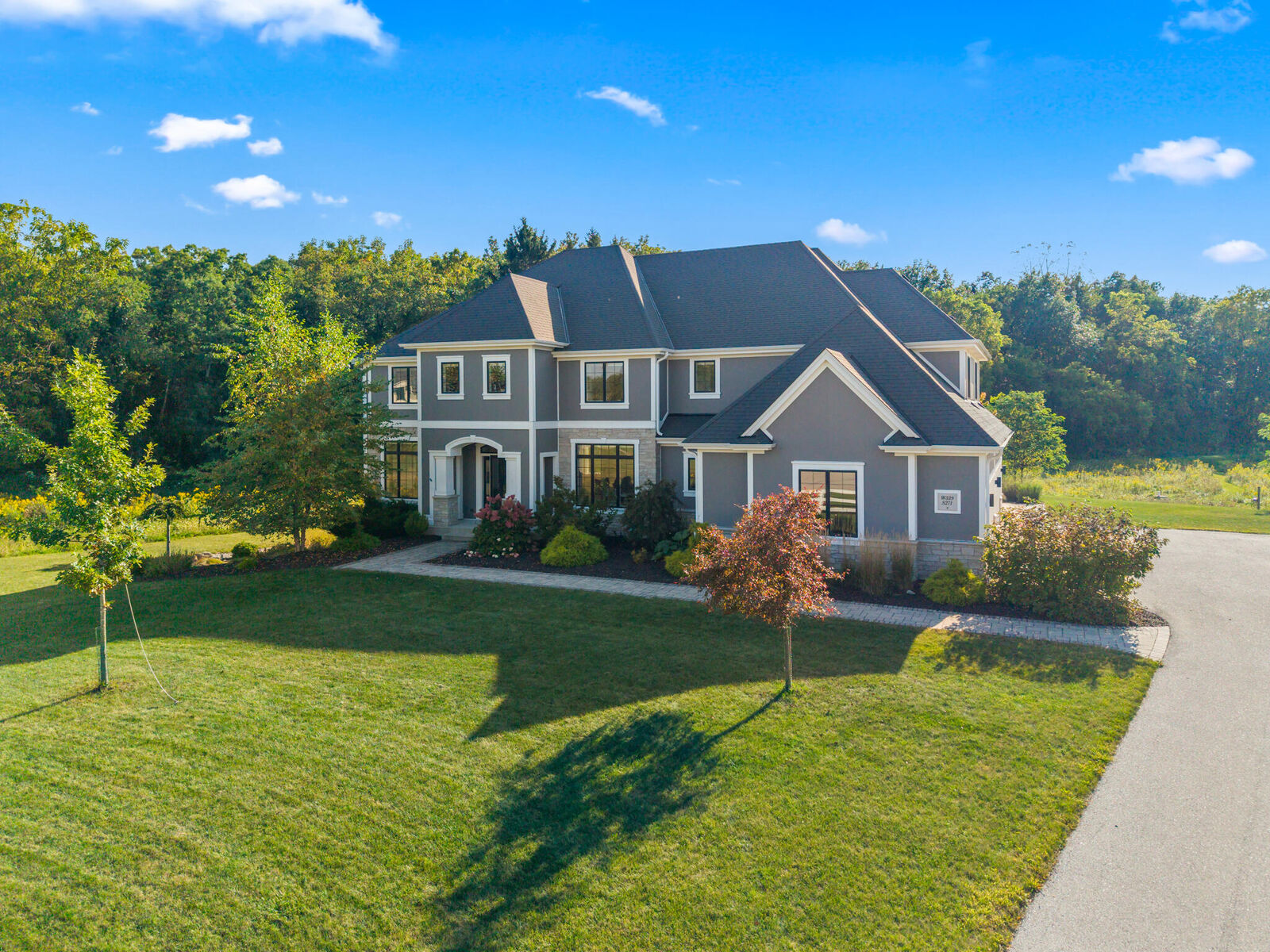 Property Photo:  W339s271 Foxtail Ct  WI 53066 