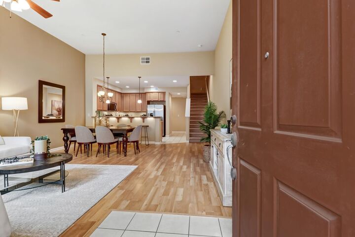 Property Photo:  2580 W El Camino Avenue 10105  CA 95833 