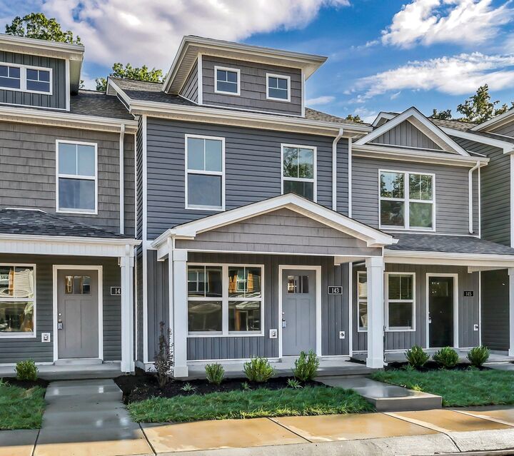 Property Photo:  143 Quarry Point Dr  TN 37043 