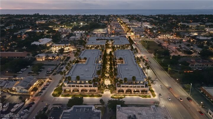 Property Photo:  936 5th Avenue S 201  FL 34102 