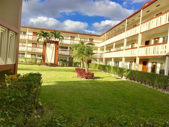 Property Photo:  84 Brighton B 84  FL 33434 