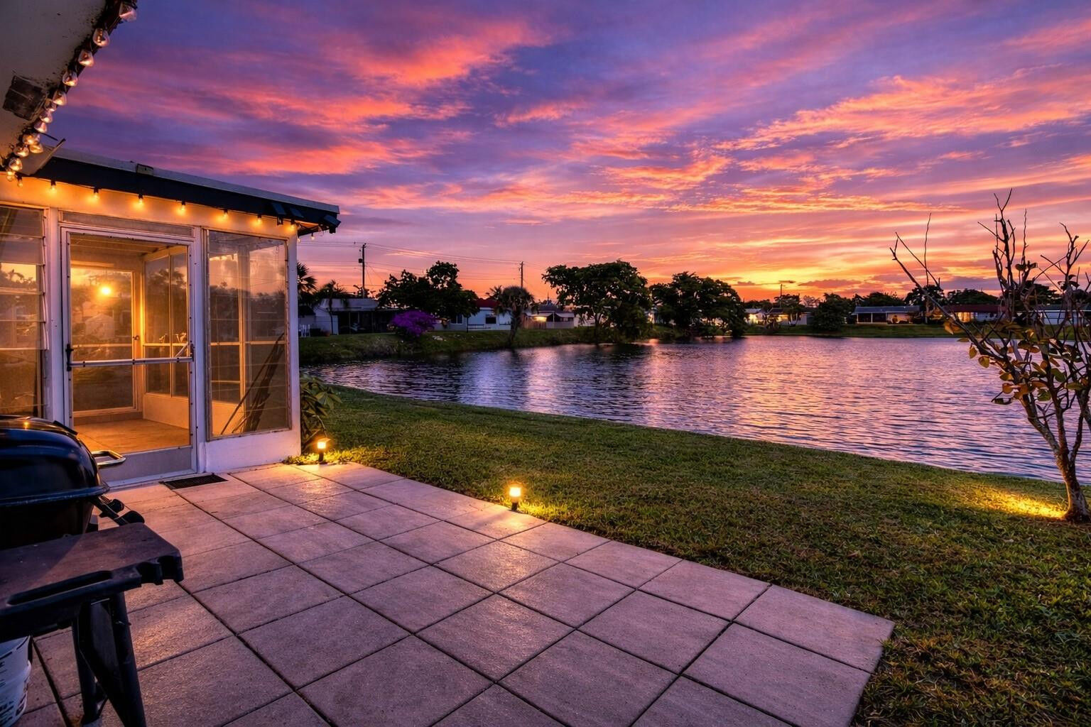 Property Photo:  4804 NW 27th Terrace  FL 33309 