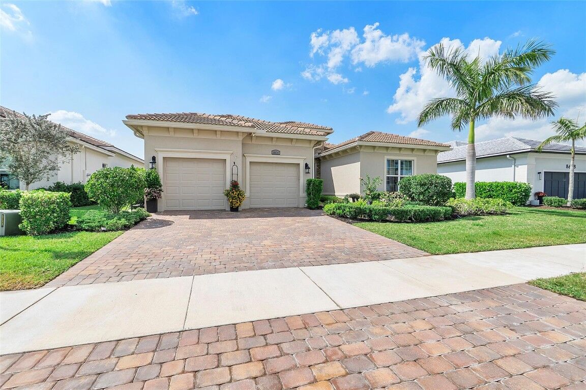 Property Photo: 8674 SW Flutto Way FL 34987