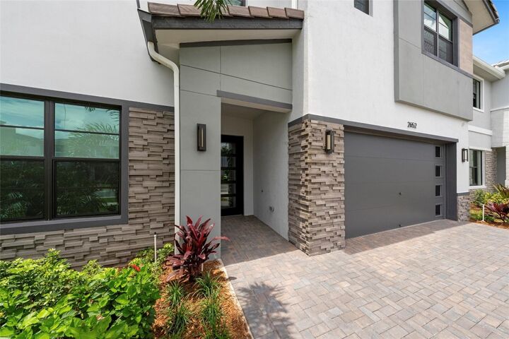 Property Photo:  2652 NW 87th Terrace  FL 33024 