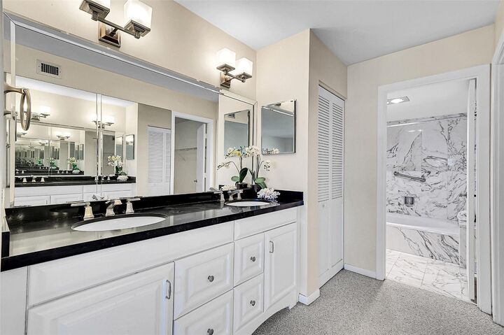 Property Photo: 4900 N Ocean Boulevard 802 FL 33308