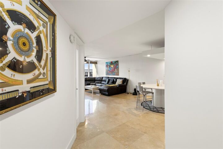 Property Photo:  1401 S Federal Highway 510  FL 33432 