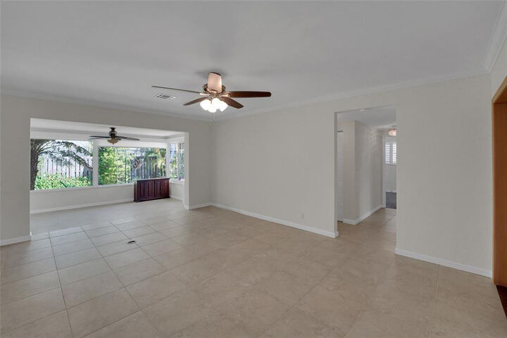 Property Photo:  2725 SE 5th Court  FL 33062 