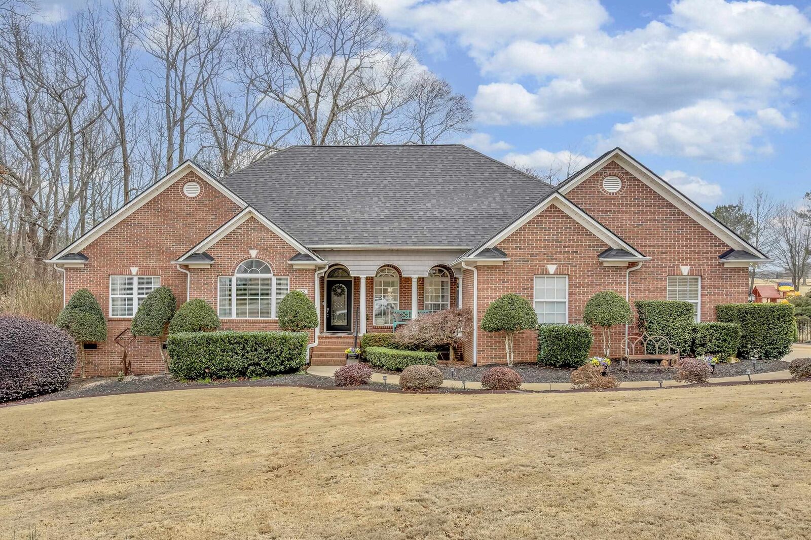 Property Photo:  123 N Woodfin Ridge Drive  SC 29349 