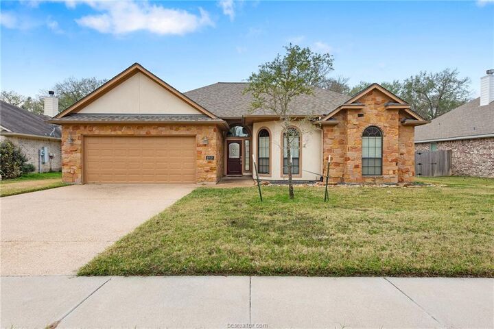 Property Photo:  2717 Colony Village Drive  TX 77808 