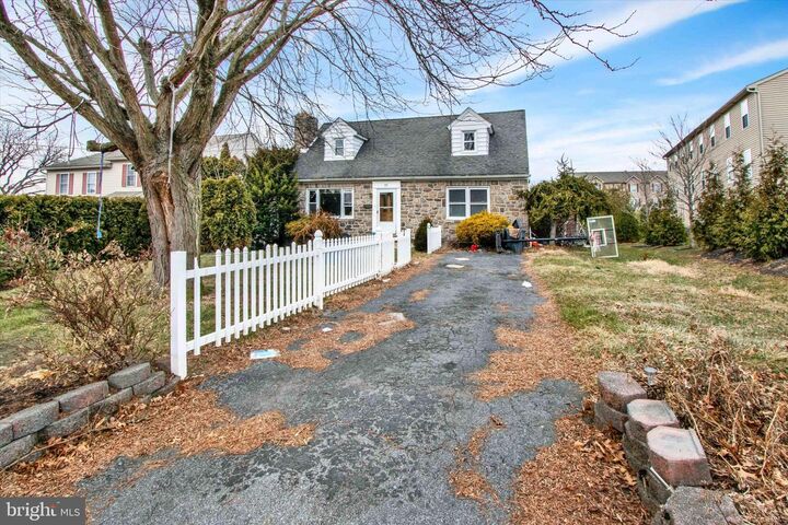 Property Photo:  11 Monroe Street  PA 19605 