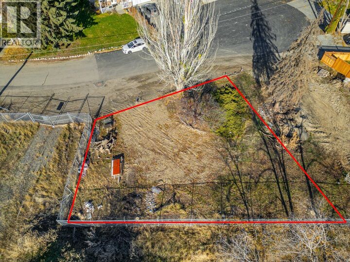 Property Photo:  609 Porterfield Road  BC V2B 6M5 