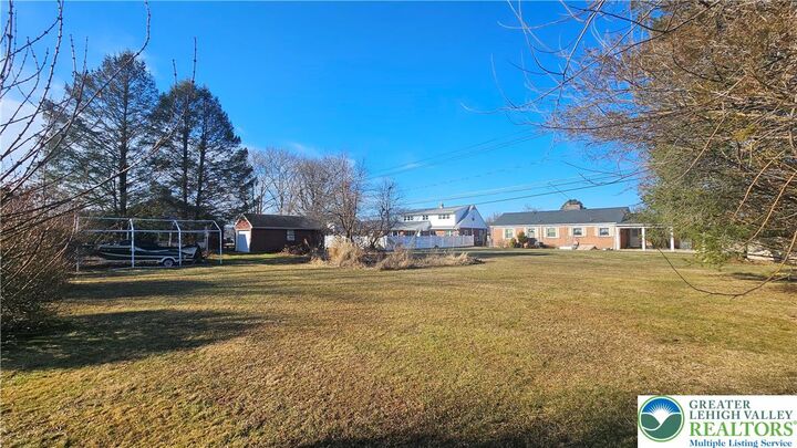 Property Photo:  325 E Walnut Street  PA 18055 