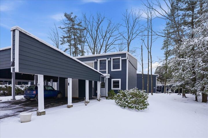 Property Photo:  8 Timber Lane  VT 05403 