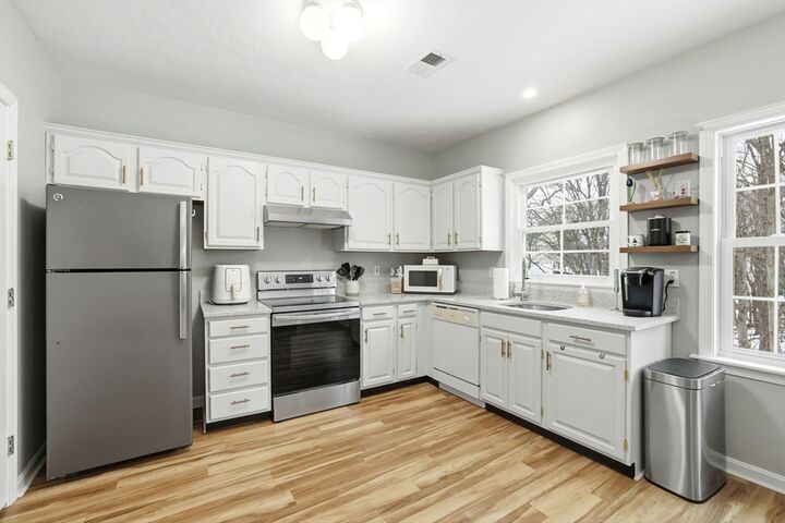 Property Photo:  219 Allerton Commons Lane 219  MA 02184 