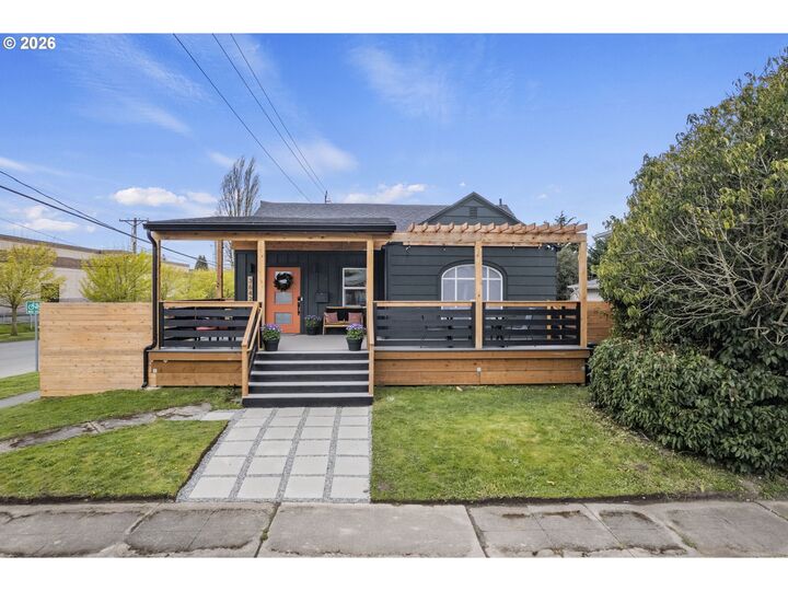 Property Photo: 3642 A St WA 98418