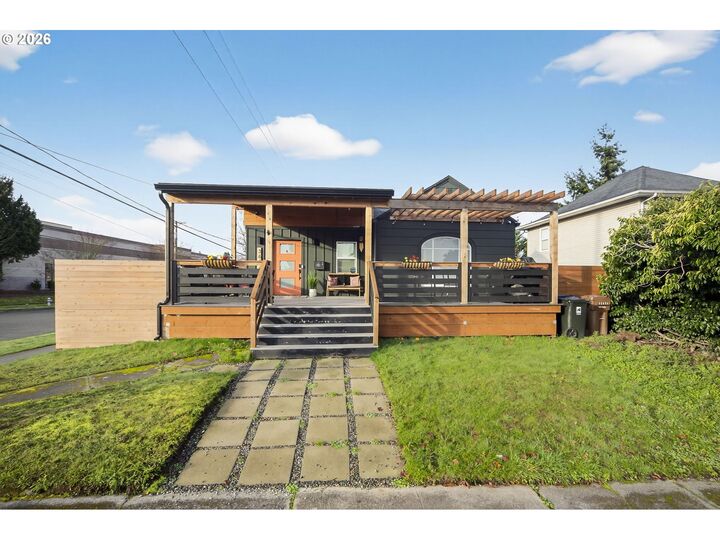 Property Photo:  3642 A St  WA 98418 