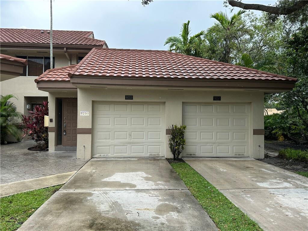 Property Photo:  9253 NW 9th Place 9253  FL 33324 