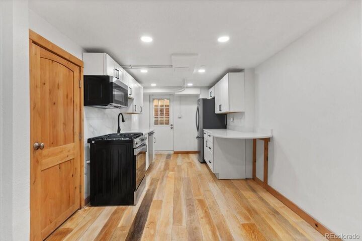 Property Photo: 5012 W 36th Avenue 5 CO 80212