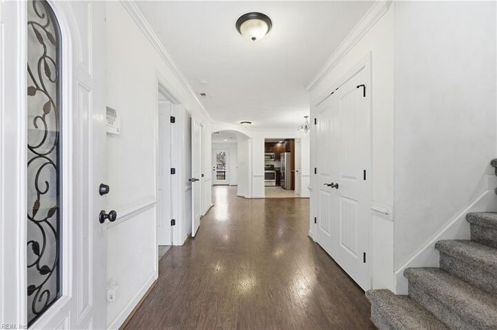 Property Photo:  1701 Willow Ave  VA 23325 