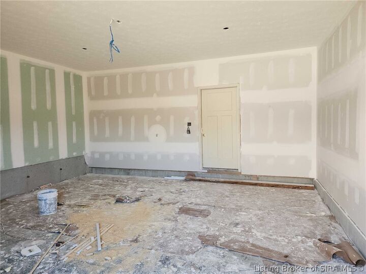 Property Photo: 5201 N Hampton Court Lot #1512 IN 47111