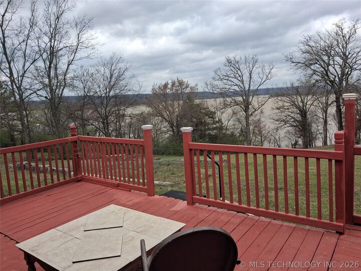 Property Photo:  1176 W Albert Road  OK 74501 