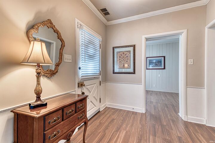 Property Photo:  3000 E Blackford Avenue  IN 47714 