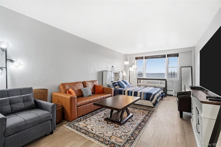 Property Photo: 5800 Arlington Avenue 15P NY 10471