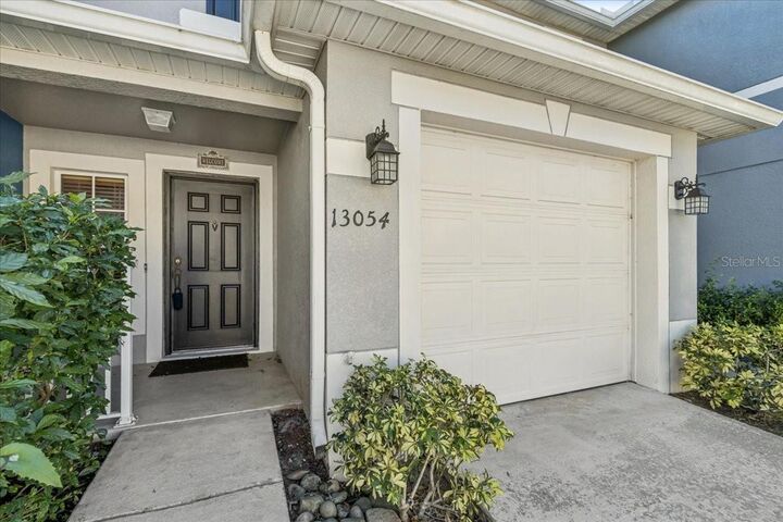 Property Photo:  13054 Lexington Summit Street  FL 32828 