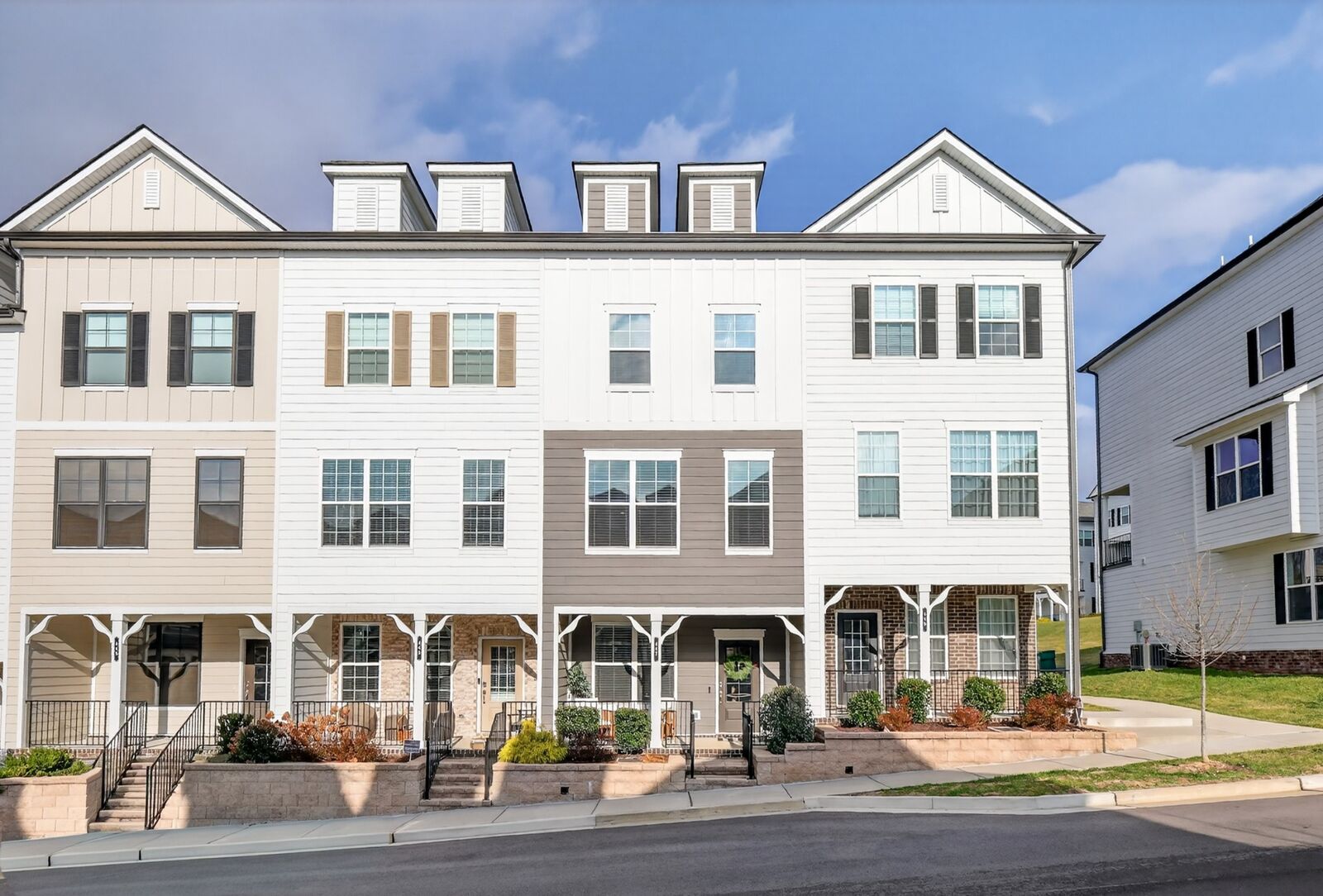 Property Photo:  447 Portsdale Dr  TN 37027 