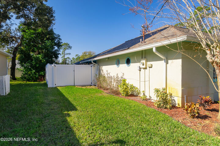 Property Photo:  71 Bressler Lane  FL 32137 