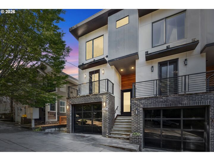 Property Photo:  1625 SW Montgomery St C  OR 97201 