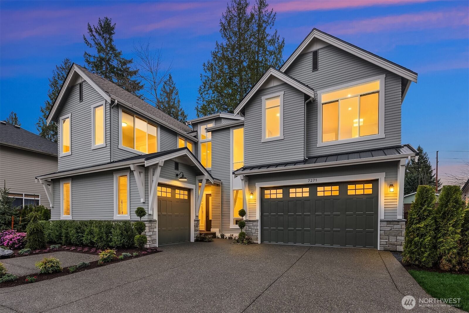 Property Photo: 7271 152nd Avenue NE WA 98052