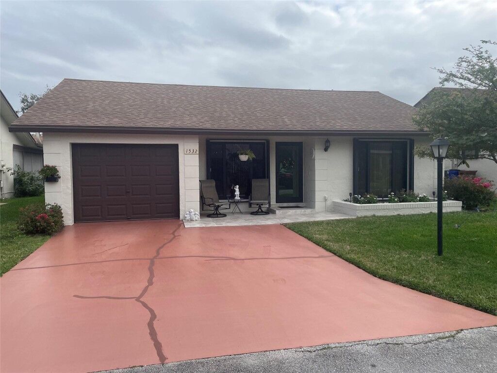 Property Photo:  1532 SW 23rd Way  FL 33442 