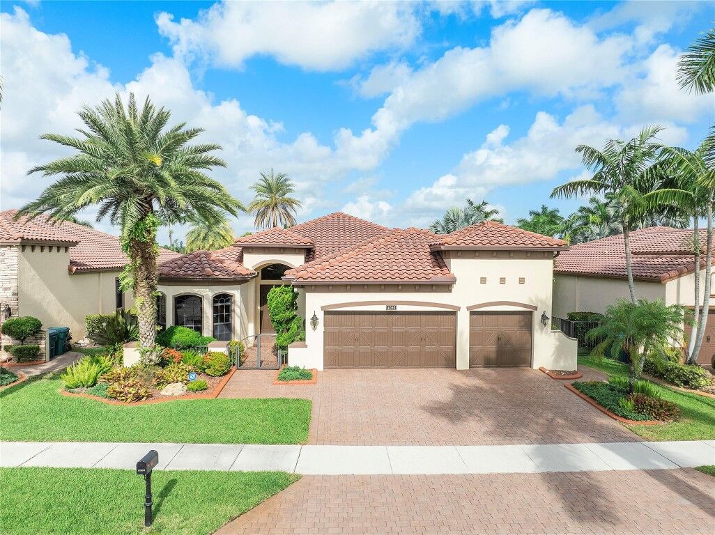 Property Photo:  4060 NW 87th Avenue  FL 33024 