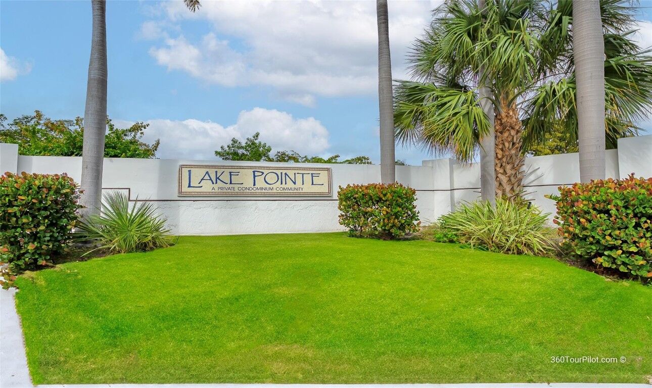 Property Photo:  206 Lake Pointe Drive 207  FL 33309 