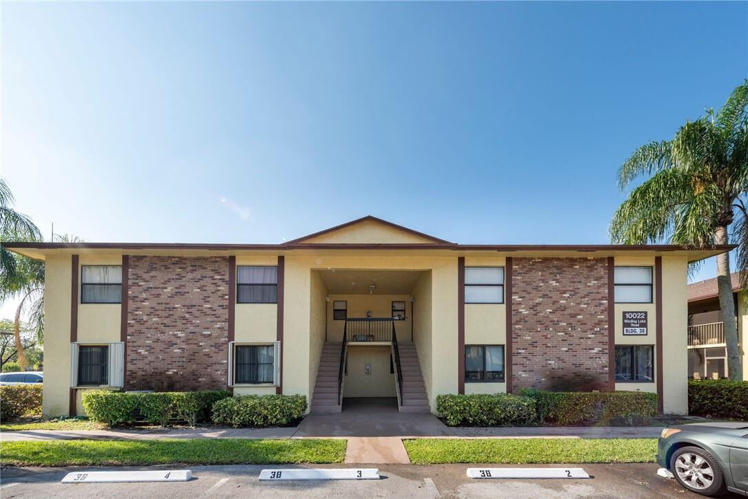 Property Photo:  10022 Winding Lake Road 203  FL 33351 