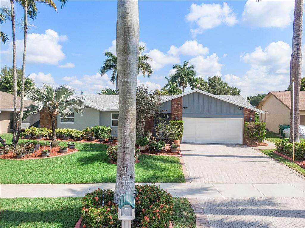 Property Photo:  12861 SW 11th Place  FL 33325 