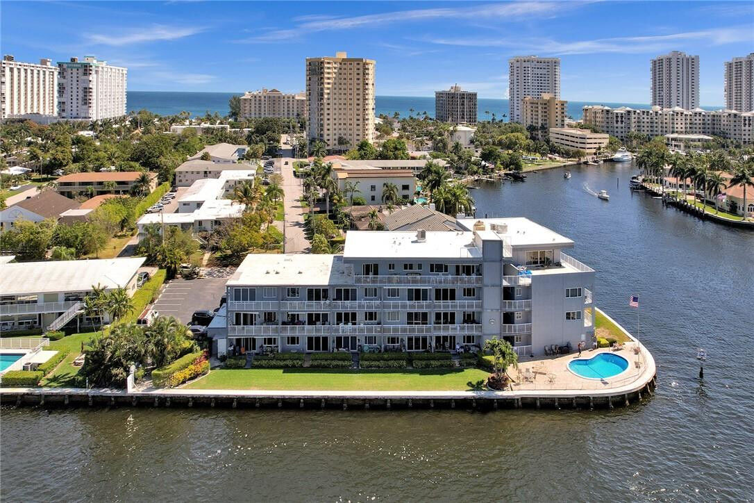 Property Photo:  1201 S Riverside Drive 301  FL 33062 